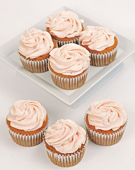 Guava Cupcakes Guava Frosting, Paleo Cupcakes Recipes, Guava Cream Cheese, Guava Cupcakes, Paleo Cakes, Paleo Cupcakes, Guava And Cream Cheese, Guava Cake, Guava Recipes