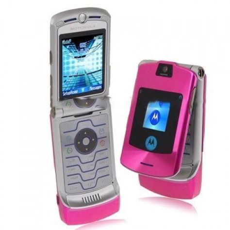 Hot Pink Flip Phone, Razr Phone, Razor Phone, Naruto Hair, Tropical 2000s, Flip Phone Aesthetic, Flip Cell Phones, T Mobile Phones, Y2k Phone