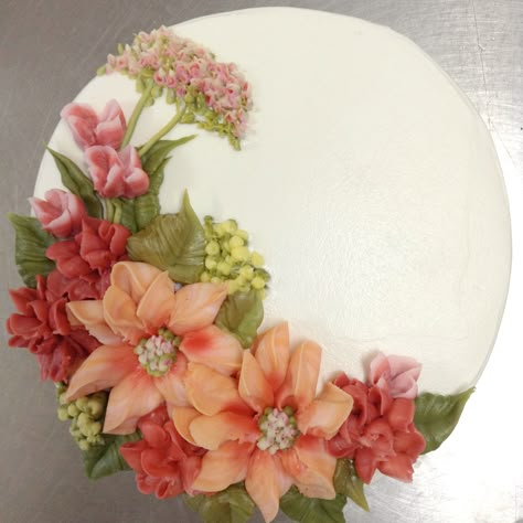 Fall flowers cake Ombre Green Cake, Flower Birthday Cake Ideas, Fancy Cake Ideas, Floral Cake Designs, Fall Cakes Decorating, Cake Decoration Design, Fall Cake Ideas, Flowers Birthday Cake, Flower Birthday Cake