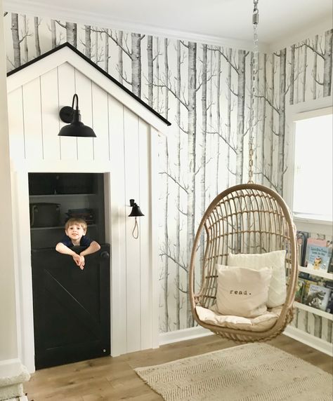 Playroom Closet Ideas Play Areas, Closet To Playhouse, Play Closet For Kids, Turn Closet Into Playhouse, Closet Into Playhouse, Closet Fort, Diy Play House Indoor, Play Closet, Kids Closet Play Space