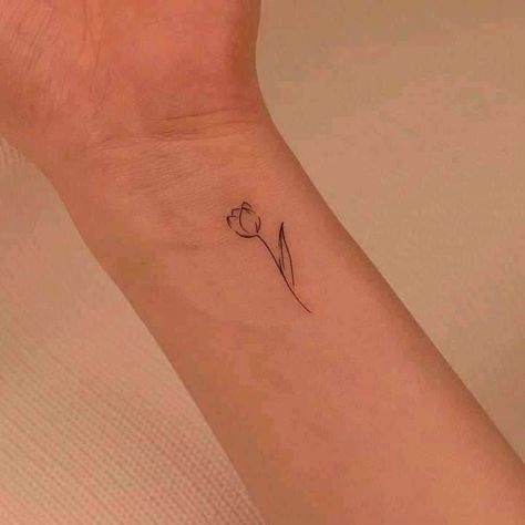 Violin Tattoo, Tulip Tattoo, Tatoo Inspiration, Boho Tattoos, Simple Tattoo Designs, Cute Tiny Tattoos, Jewelry Tattoo, Spine Tattoos, Subtle Tattoos