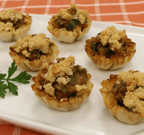 Creamy Mushroom Tartlets, Savory Tartlets Appetizers, Mushroom Tartlets, Caramelized Onions And Mushrooms, Athens Food, Mushroom Tart, Clams Casino, Impressive Appetizers, Tartlets Recipe