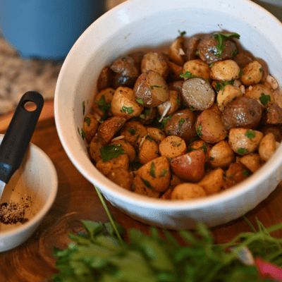 Blackstone Potatoes - Easy Griddle Potatoes - Fork To Spoon Potatoes On Blackstone Griddle, Griddle Potatoes, Potatoes On Blackstone, Blackstone Potatoes, Potatoes Easy, Seasoned Potatoes, Frozen Potatoes, Yellow Potatoes, Parmesan Potatoes