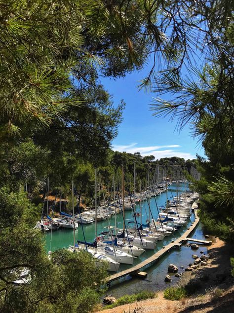 La calanques de Port-Miou à Cassis, Provence. South France, Art Appliqué, Dream Places, South Of France, Provence, Around The Worlds, France, Water, Art