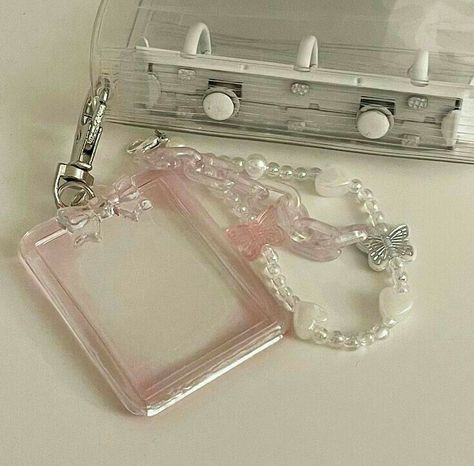 Toploader Keychain, Pc Holder Kpop, Cute Keychain Aesthetic, Hope Word Art, Pc Decoration, Pc Holder, Kpop Diy, Love Store, Baby Pink Aesthetic