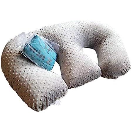 This is a must have for newborn twins. Twin Nursing Pillow, Best Nursing Pillow, Baby Travel Bag, Breastfeeding Pillow, Feeding Pillow, Preemie Babies, Newborn Twins, Pregnancy Pillow, Twin Mom