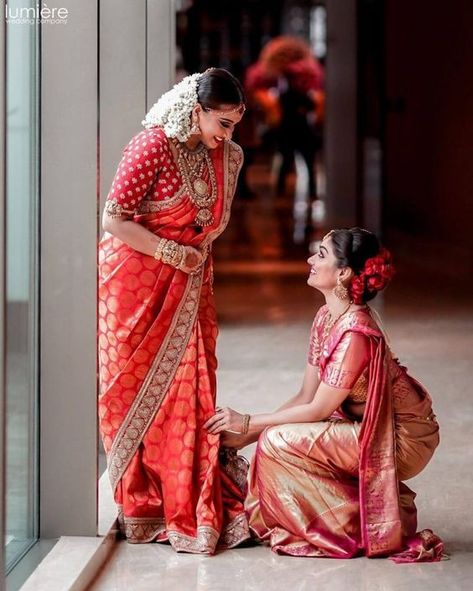 Go No Further For Sister Of The Bride Traditional Looks Inspo Reception Outfits, Bridesmaid Photoshoot, Sisters Photoshoot Poses, Indian Bridesmaids, Bride Photos Poses, Bridal Photography Poses, Bride Pictures, Sisters Photoshoot, Bride Photography Poses