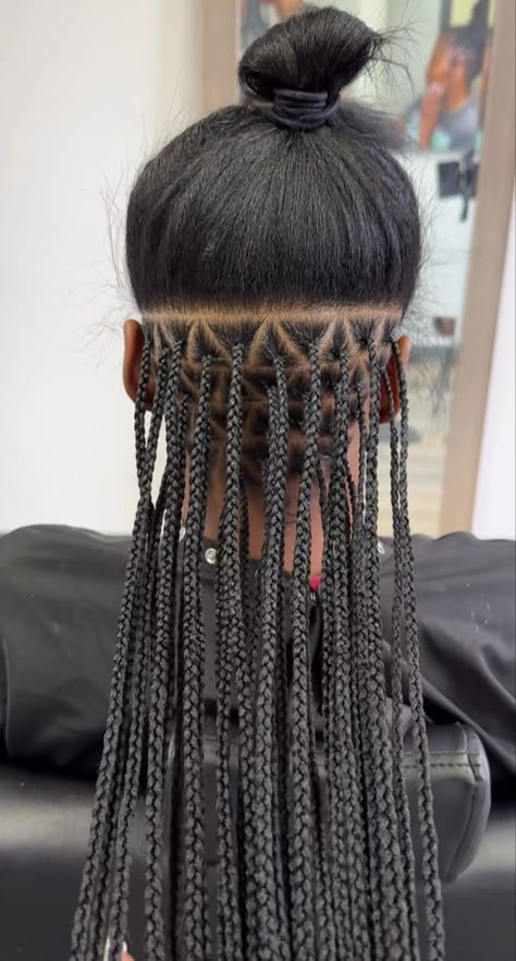 Discover the vibrant and chic African triangle hairstyle, a trendy Lagos-inspired look that celebrates culture and fashion. 🔥✨ 👋 Send us a chat If you’re interested in making beautiful braids and would love to get some recommendations Types Of Hair Brushes, Hair Braid Designs, Triangle Braids, Parting Hair, Feed In Braids Hairstyles, Quick Braided Hairstyles, Protective Hairstyles Braids, Cool Braid Hairstyles, Pretty Braided Hairstyles