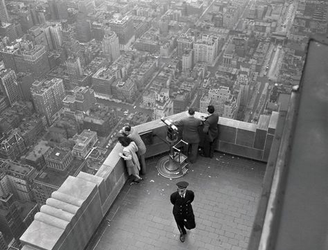 View from the top of the Empire State Building, 1947. Evelyn Mchale, Empire State Building Observation Deck, Lili St Cyr, International Nurses Day, Colleen Moore, National Nurses Day, Pedestrian Walk, Unusual Pictures, Rare Historical Photos