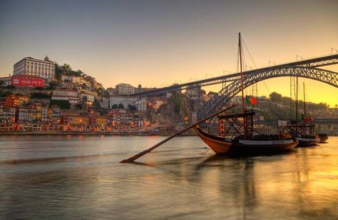 Cais de Vila Nova de Gaia Porto Portugal, Sydney Harbour Bridge, Google Chat, Blog Post, Portugal, Travel