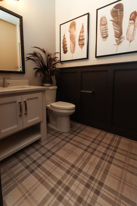 Small bathroom with unique plaid tile. Plaid Bathroom Floor, Plaid Bathroom Tile, Plaid Tile Bathroom, Plaid Tile Floor, Plaid Floor Tile, Plaid Tile, Plaid Bathroom, Flat Inspiration, Tiled Bathroom