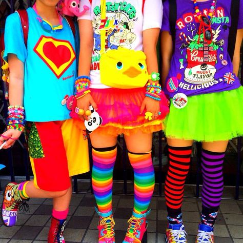 Acidwave Outfit, Neoncore Outfits, Scene Rainbow, Scene Kid Outfits, Decora Fashion, Decora Harajuku, Kid Outfits, Kandi Kid, Scene Queens