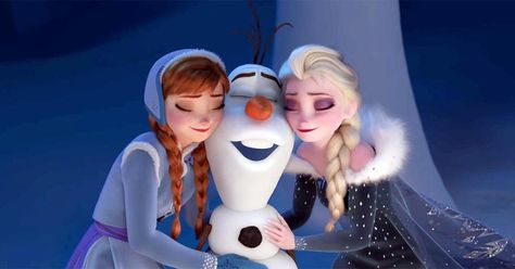 Anna, Elsa, Olaf, Frozen Fever Goodbye Christopher Robin, Up The Movie, Olaf's Frozen Adventure, Elsa Anna Olaf, Emoji Movie, Elsa And Anna, Guy Ritchie, Disney Gif, Christopher Robin