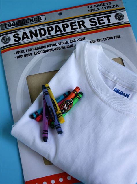 Got lots of tidbits of crayons kicking around your house?  I know we do.  Got me thinking what else we could do with them besides tossing them.  Waste not want not, right? See if any of these projects would work at your house.  I know my kids are excited for them! 1.  Sandpaper Printed T-Shirt. … Cadeau Parents, Crafty Kids, Childrens Crafts, Crafty Craft, Craft Time, Craft Activities For Kids, Crafts To Do, Craft Activities, Projects For Kids