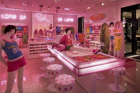 Victoria’s Secret Store Interior, Coquette Stores, Y2k Board, 2000s Mall, Pink Store, Y2k Bratz, 2000s Pink, Cute Store, Kei Visual