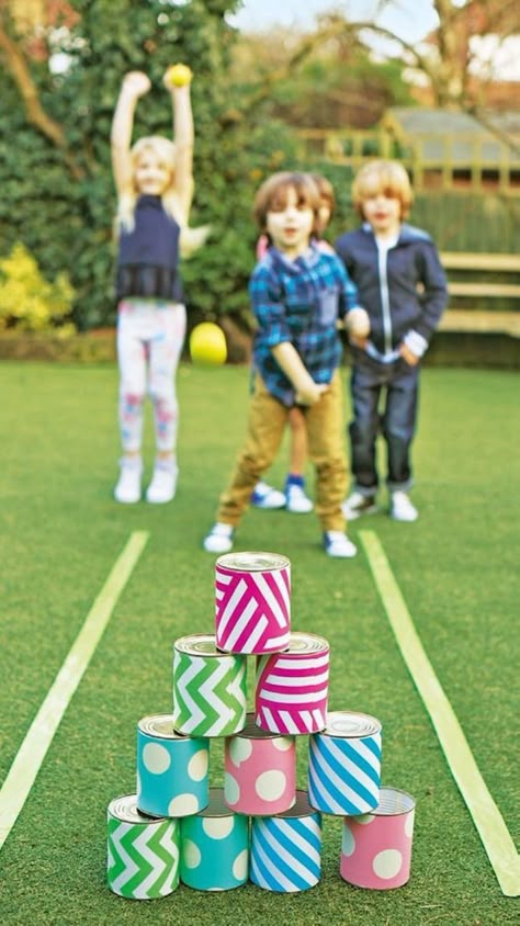 11 Easter Games Both Kids and Adults Will Love - Brit + Co Easter Outdoor, Easter Games, Outdoor Activities For Kids, Backyard Games, Carnival Games, Diy Games, Backyard Fun, Easter Fun, Easter Party