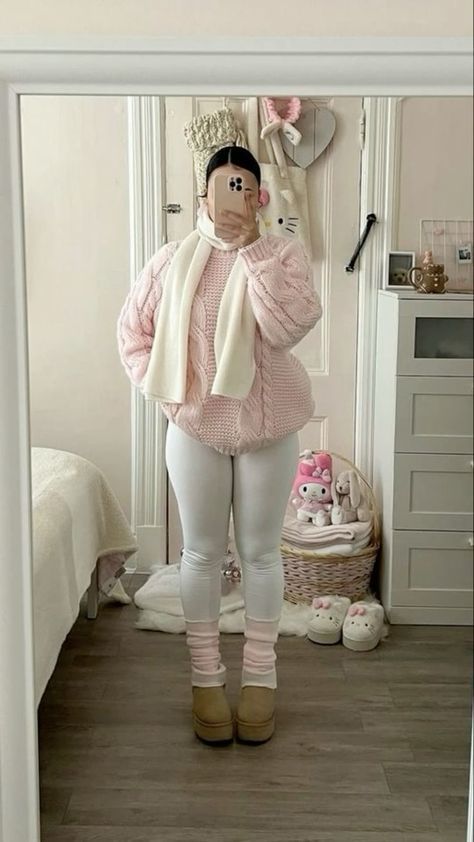 Winter Outfits Flared Leggings, Winter Dress Inspo Aesthetic, Pink Xmas Outfit, Pink And White Christmas Outfit, Baby Pink Winter Outfits, Ice Skate Date Outfit, 7 Degree Weather Outfit, Winter Girly Outfits Aesthetic, Birthday Outfits For 13 Year Girl