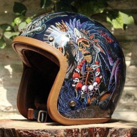 Custom Helmet Paint, Motorcycle Helmets Art, Airbrushed Helmets, Painting Dragon, Custom Motorcycle Helmet, Open Face Motorcycle Helmets, Dragon Ideas, Motocross Helmet, Cool Motorcycle Helmets