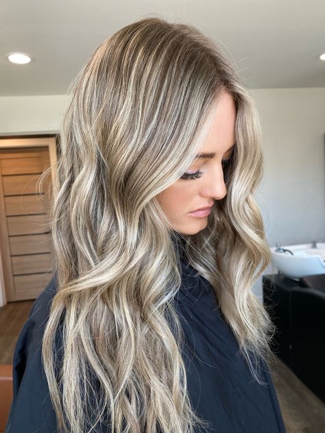 Ashy Blonde With Lowlights, Sand Blonde Hair, Dirty Blonde Hair With Highlights, Ashy Blonde Highlights, Sand Blonde, Blonde Light Brown Hair, Ashy Balayage, Cute Blonde Hair, Ashy Hair