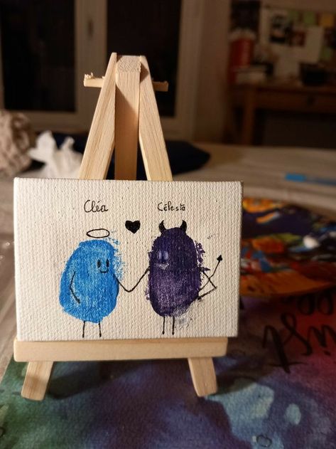 Friends Fingerprint Canvas, Fingerprint Art Friends, Fingerprint On Canvas, Fingerprint Best Friend, Canvas Fingerprint Art Couple, Canvas Fingerprint Art For Friends, Canvas Painting Ideas Aesthetic Couple, Friends Fingerprint Ideas, Small Canvas Art For Best Friend