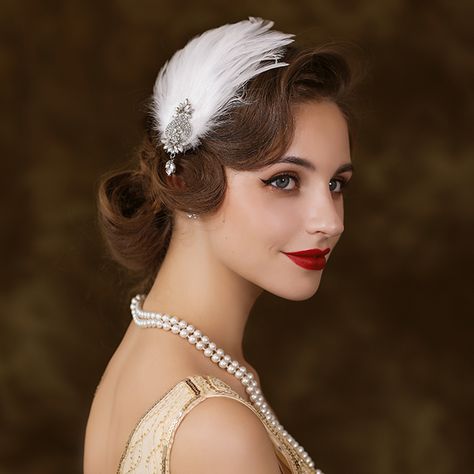 1920 Headpiece, Vintage Updos, Corporate Espionage, Cleopatra Headpiece, Headpieces For Brides, 20s Headpiece, Gatsby Outfit, Great Gatsby Headpiece, Glamorous Wedding Hair