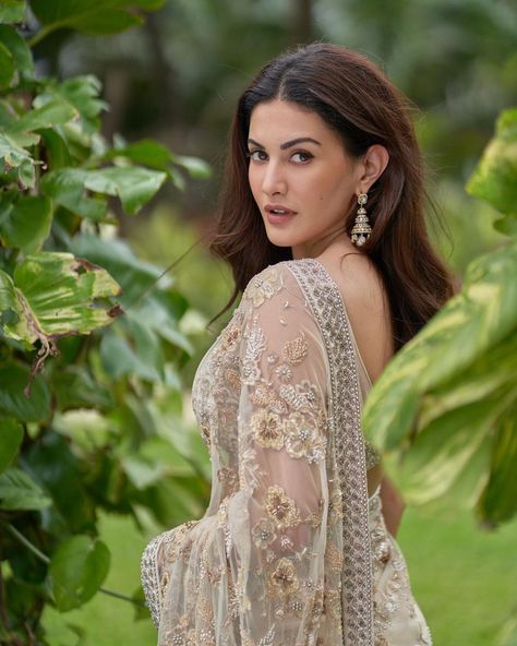 Amayra Dastur, Bollywood Fashion Saree, Amyra Dastur, Miss India, Katie Mcgrath, Indian Actress Hot Pics, Latest Pics, Actress Photos, Bollywood Fashion