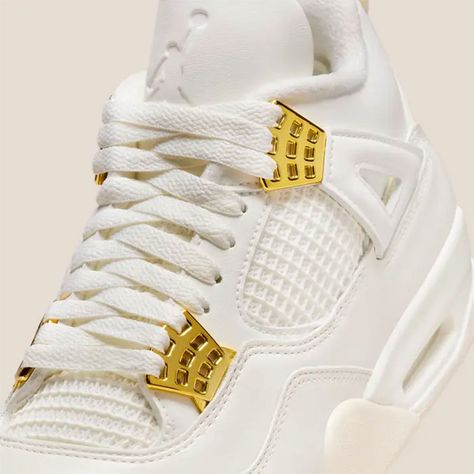 Sneaker Culture, Air Jordan 4, Dream Shoes, Michael Jordan, Metallic Gold, Air Jordan, Gold Metal, Air Jordans, Jordan