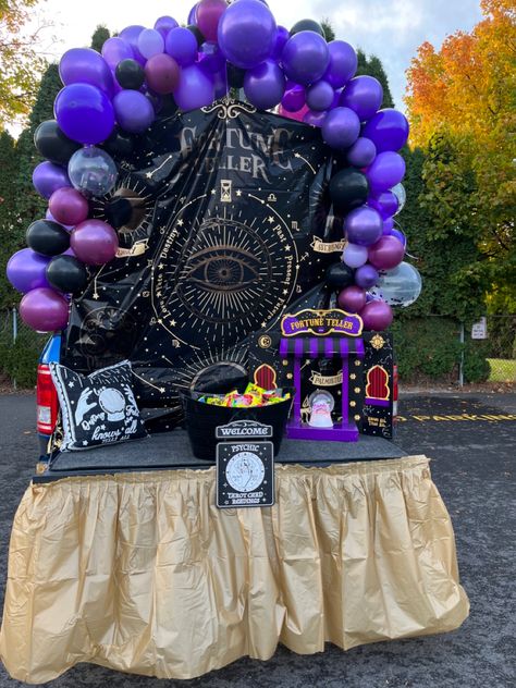 Psychic Trunk Or Treat, Witchy Trunk Or Treat, Fortune Teller Trunk Or Treat Ideas, Fortune Teller Trunk Or Treat, Fortune Teller Decor, Halloween Car Decorations, Avatar Halloween, Circus Aesthetic, Madame Leota