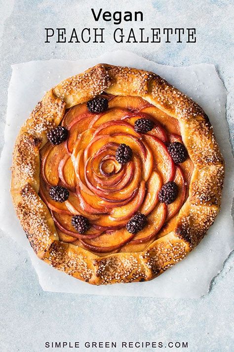 Peach Filling, Peach Galette, Vegan Chocolate Cupcakes, Vegan Peach, Juicy Peach, Vegan Pie, Vegan Coconut, Green Recipes, Peach Recipe