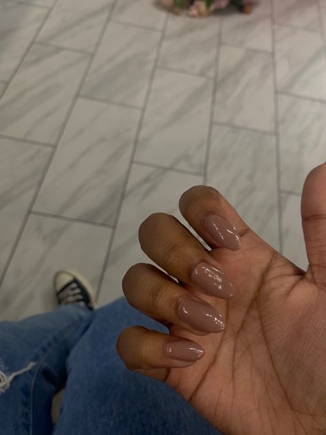 Nails For Medium Skin Tone, Indian Nails, Natural Acrylic Nails, Pretty Nail Colors, Medium Skin Tone, Nail Envy, Dark Nails, Oval Nails, Girls Nails