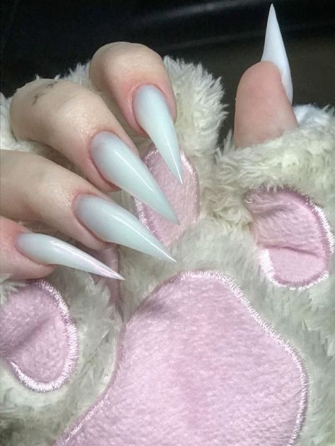 Cat Woman Nails, Kitty Claws Nails, Cat Claw Nails, Nail Inspo Acrylic, Sharp Nails, Punk Nails, Gothic Nails, Claw Nails, Goth Nails