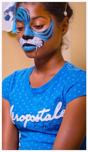 Untitled | Flickr - Photo Sharing! Spirit Face Paint, Fan Face Paint, Lion Face Paint, Painting Thoughts, Face Paint Designs, Bingo Bluey, Tiger Party, Panther Pride, Football Parties