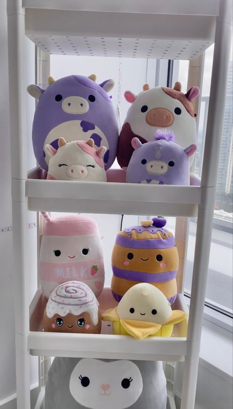 Squishmallow Organization, Plushie Animals, Squishmallow Collection, Squish Mallows, Squish Mellow, Valentines Brunch, Food Plushies, Toys Land, Cute Squishies