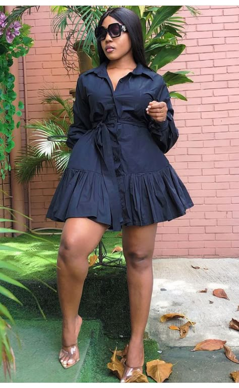 Smart and Classy Styles for Saturday Afternoon Hangout. - Stylish Naija Short Gown Styles For Material, Short Ankara Dress, Casual Gowns, Short Shirt Dress, Stylish Naija, Dashiki Dress, Chic Dress Classy, Best African Dresses, Short African Dresses