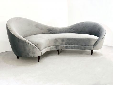 Wave Sofa, Grey Velvet Sofa, Nordic Decor, Curved Sofa, Gray Sofa, Grey Velvet, Hotel Lobby, Velvet Sofa, Makkah