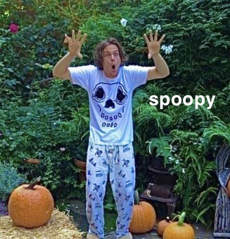 Mgg Halloween, Spencer Reed, Dr Spencer Reid, Crimal Minds, Matthew Gray, Matthew Gray Gubler, Spencer Reid, Halloween Aesthetic, Radiohead