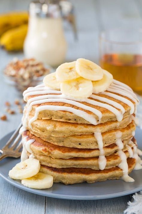 Pancakes With Cream Cheese, Pancakes With Cream, Sandwich Vegetarian, Banana Bread Pancakes, Bread Pancakes, Yummy Pancake Recipe, Pancake Recipe Easy, Cream Cheese Glaze, Tasty Pancakes