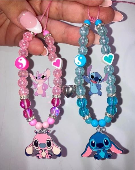 Lilo And Stitch Characters, Glass Bracelets, Christmas Miracle, Valentine's Day Gift Baskets, Stitch Character, Kids Toys For Boys, Lilo Y Stitch, Bff Necklaces, Bloom Blossom