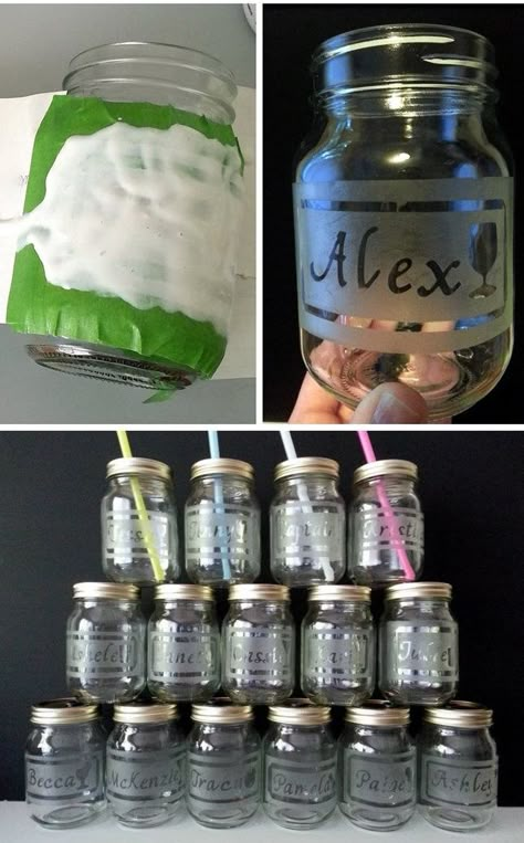 DIY Etched Mason Jar Drinking Glasses. Perfect for parties! ขวดโหล Mason Jar, Etched Mason Jars, Mason Jar Drinking Glasses, Jar Projects, Mason Jar Projects, Mason Jar Ideas, Jar Ideas, Jar Diy, Jar Gifts