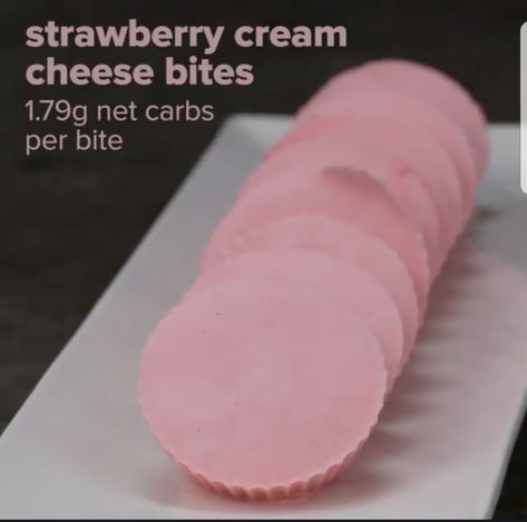 Strawberries And Cream Cheese, Cream Cheese Bites, Strawberry Bites, Healthy Cream Cheese, Strawberry Crunch Cake, Sugar Free Low Carb, Strawberry Cream Cheese, Cheese Bites, Strawberry Cream