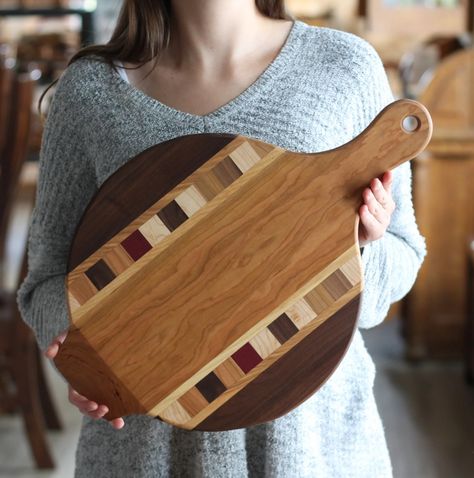 Handmade Pizza, Pizza Paddle, Pottery Spoon Rest, Salad Tongs, Wooden Products, Batter Bowl, Pizza Peel, Birth Month Flowers, Clever Design