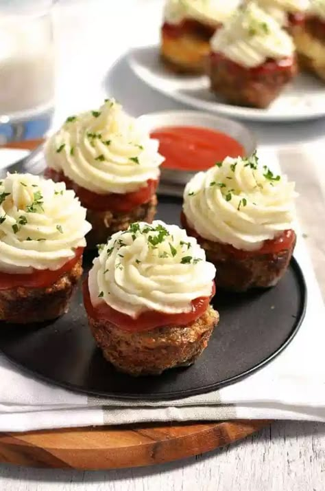 Savory Cupcakes, Meatloaf Cupcakes, Meatloaf Muffins, Potato Toppings, With Mashed Potatoes, Recipetin Eats, Muffin Tin Recipes, Pisco Sour, Mashed Potato