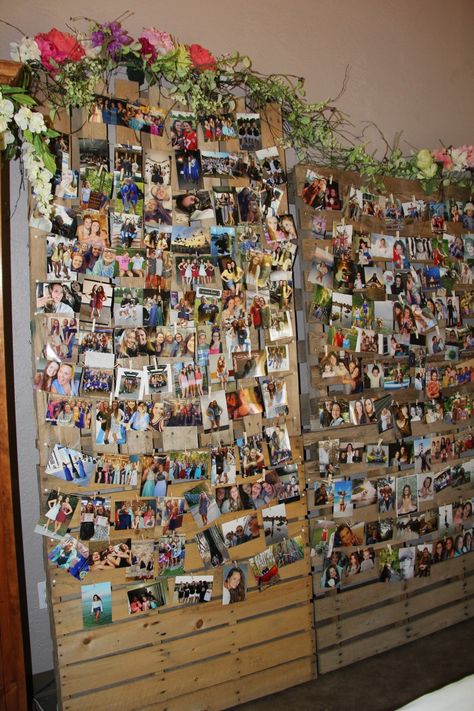 Graduation Picture Boards, Picture Board, Graduation Picture, Pallet Boards, Picture Boards, Mobile Photo, Photo Boards, Photo Display, Graduation Pictures