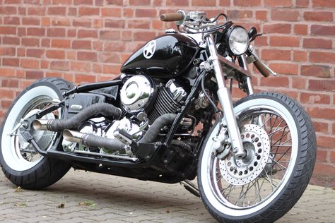 Yamaha XVS 650 Dragstar Bobber Yamaha Bobber, Kawasaki Vulcan 900 Classic, Vulcan 900, Kawasaki Bikes, Drag Star, Custom Bobber, Classic Wallpaper, Kawasaki Vulcan, Bobber Chopper