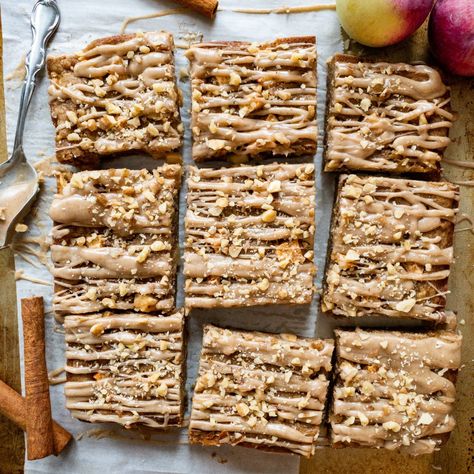 Walnut Blondies, Brown Butter Glaze, Apple Dessert Recipes Easy, Breakfast Dessert Recipes, Apple Blondies, Apple Desserts Easy, Butter Glaze, Apple Walnut, Orange Chocolate Cake