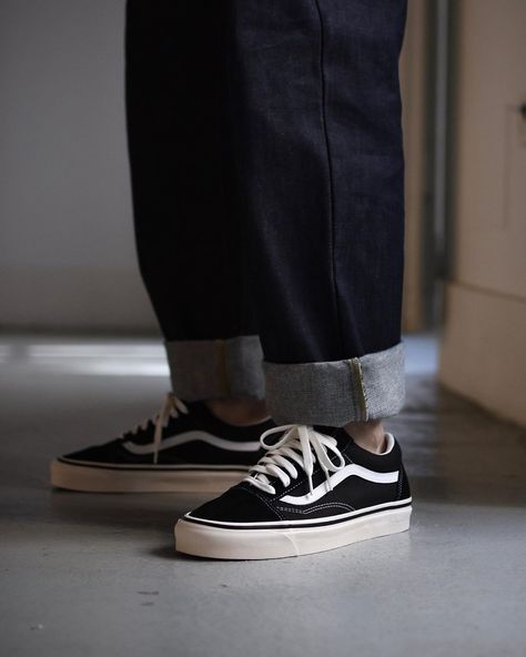 Nigra Mercato on Instagram: “Forever classic: Vans Old Skool “Anaheim Factory” 🔥 #vans” Classic Vans, Vans Old Skool, Old Skool, Anaheim, Vans Old Skool Sneaker, Vans Sneaker, Sneakers, On Instagram, Instagram