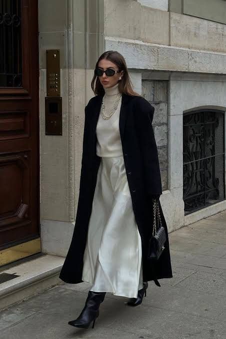 Old Money Style Winter, Winter Outfits Old Money, What To Wear In New York, Essential Fashion, Classy Winter Outfits, Winter Fashion Outfits Casual, London Outfit, Italy Outfits, New York Aesthetic