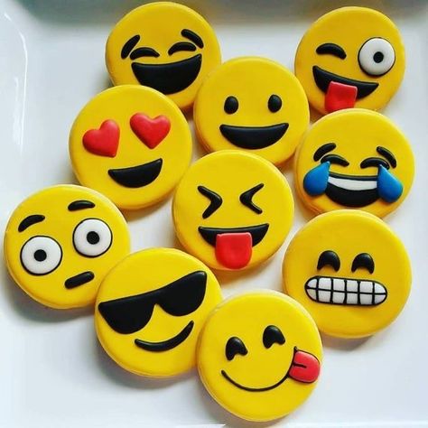 Fall Filter, Food Filter, Emoji Cookie, Cookie Pictures, App Filter, Emoji Pillows, Clay Keychain, Emoji Party, Emoji Birthday