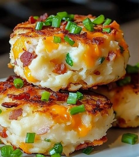 Mediterranean Diet Easy Recipes 2024 | Mediterranean Loaded Mashed Potato Cakes | Facebook