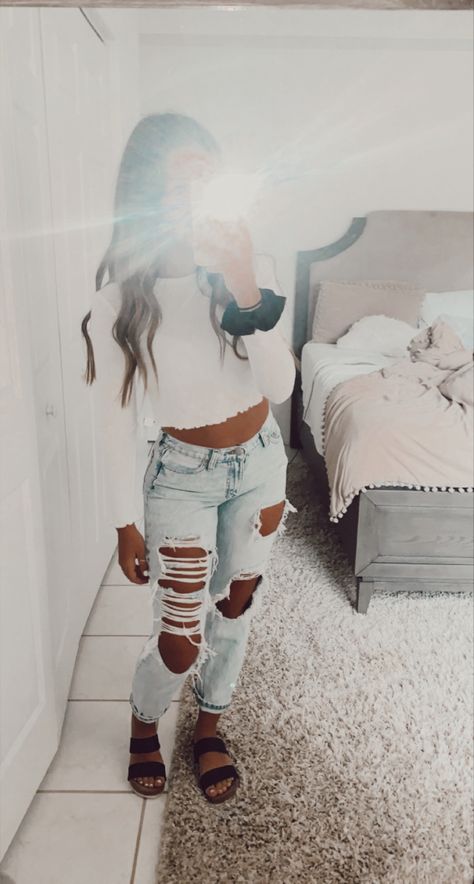 Cute Ripped Jeans Outfit, Lazy Fall Outfits, Summer Cute Outfits, Trendy Outfits For Summer, Cute Easy Outfits For School, Cute Ripped Jeans, Outfits For Summer, Her Closet